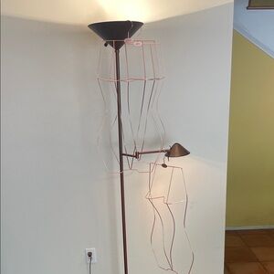 Wire frame. Flash $7 ea